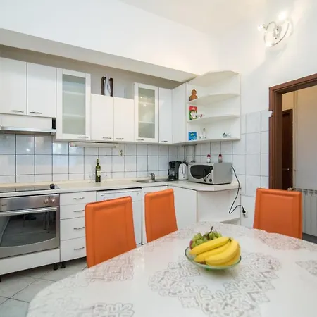 Family Friendly With A Swimming Pool Sutivan, Brac - 16593 アパート
